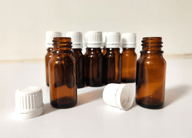 10 flacons vides en verre 10 ml avec compte-gouttes